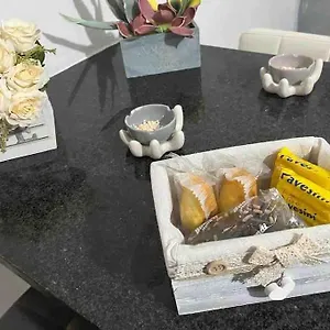 https://ocoree-napule.hotels-amalfi.com